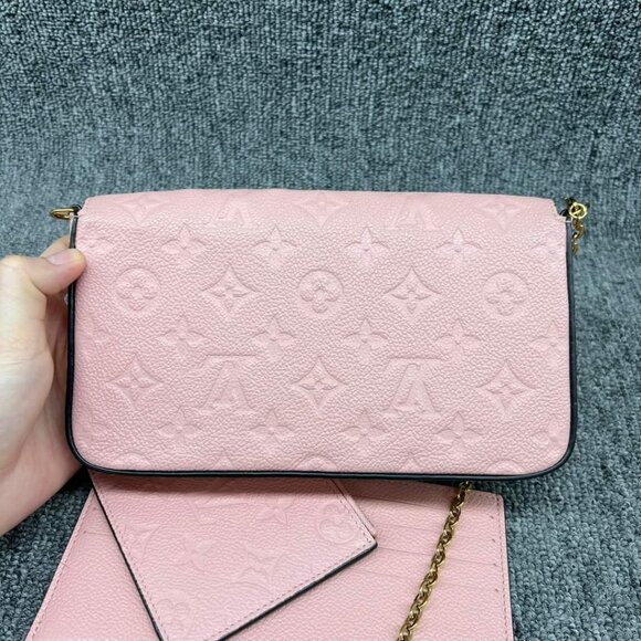 100% Authentic Louis Vuitton Pochette Felice W/Pouch Monogram Leather Bag - Picture 2 of 16